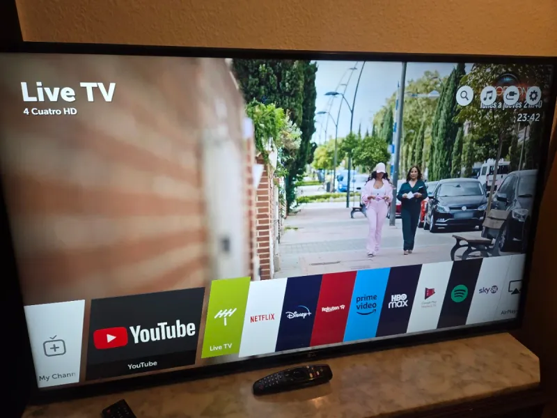 Smart TV LG 55 4K UHD Wifi Mando Voz afbeelding 6