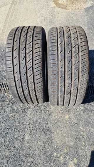 Neumáticos 245/40/18