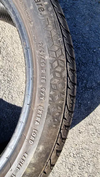 Neumáticos 245/40/18