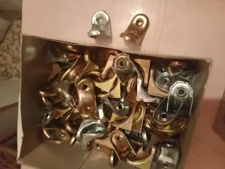 Soportes metálicos para cortinas