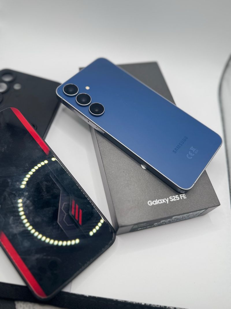 Samsung S25 FE 256GB Azul