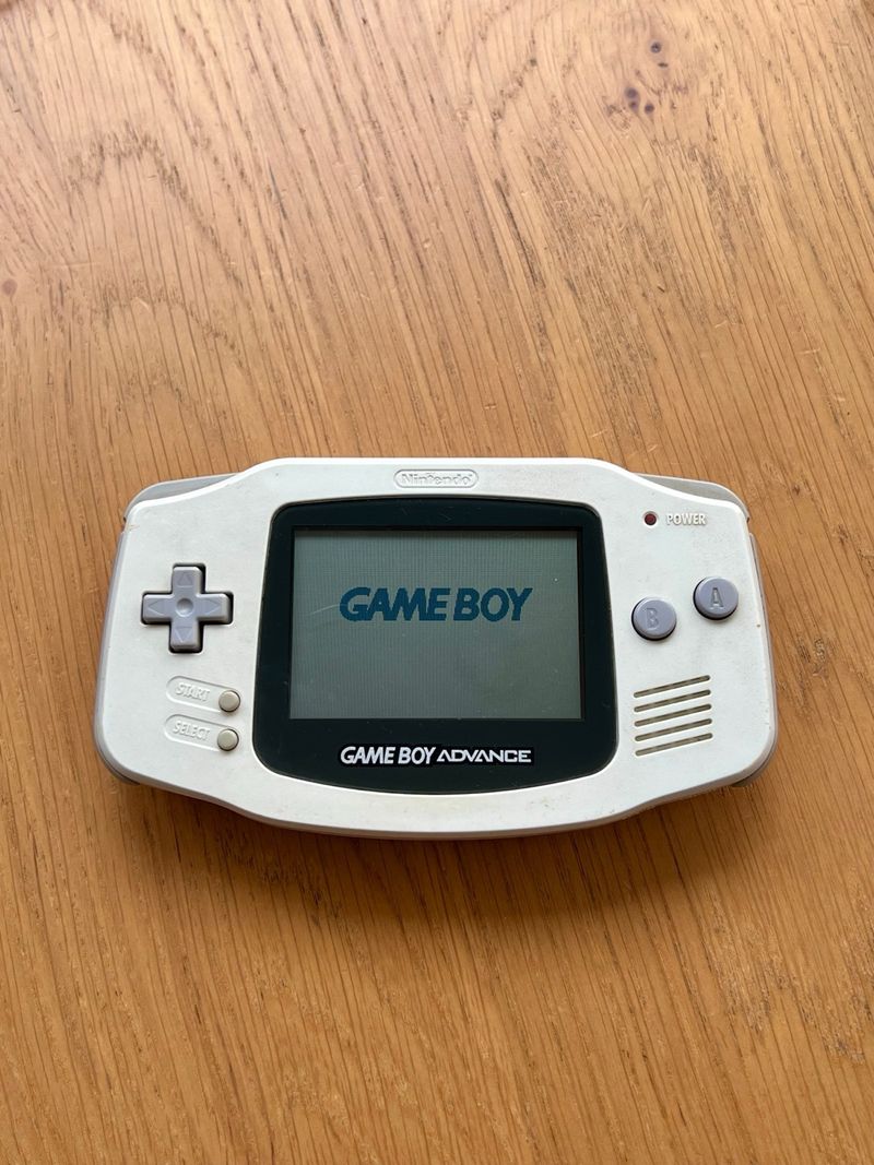 Nintendo Game Boy Advance Blanca