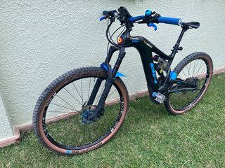 Bicicleta Eléctrica BH Atom x carbon lynx 6 pro