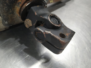 CAJA DIRECCION MERCEDES-BENZ MB 100 D CAMIÓN (631