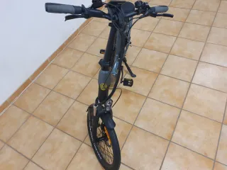 Bicicleta Eléctrica Moma Nueva. SIN USAR.