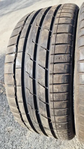 Neumáticos 225/35/19