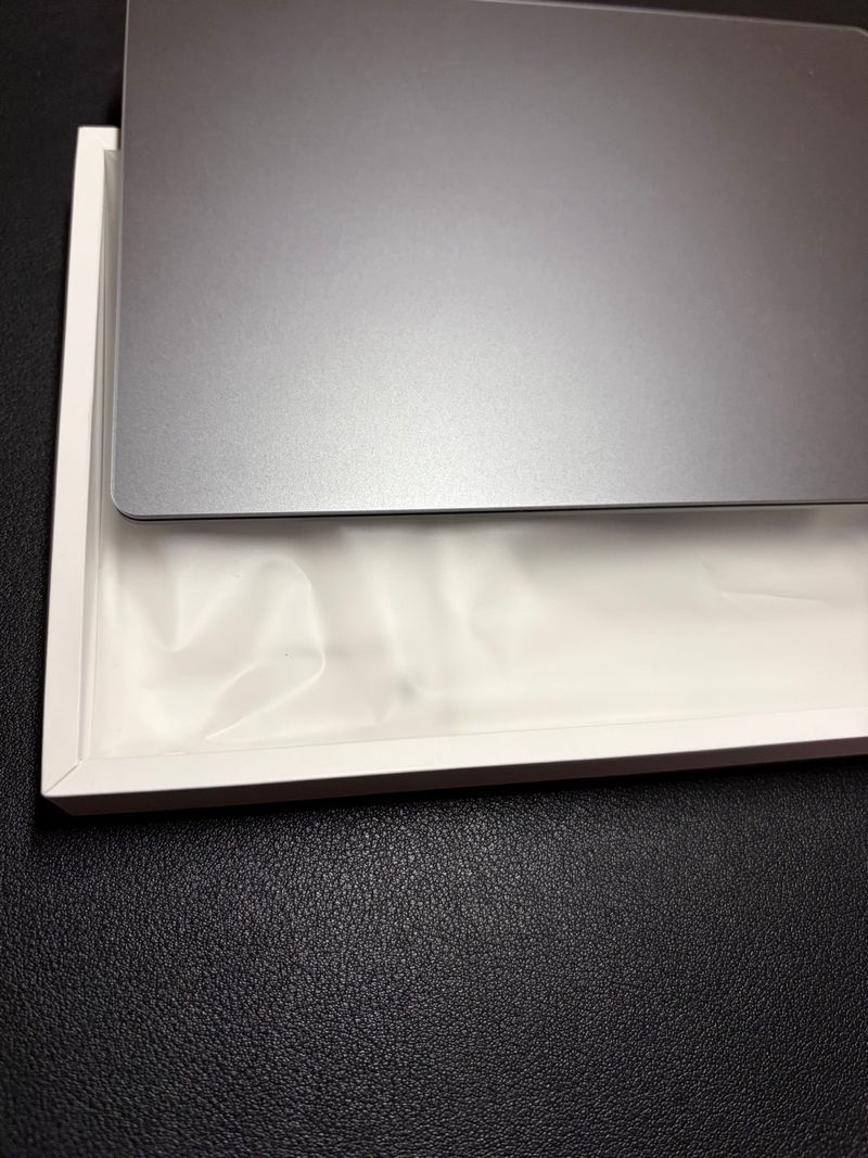 Magic Trackpad 2 Space Gray afbeelding 2