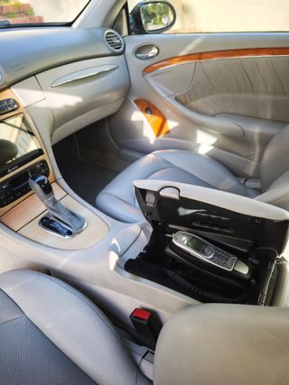 Mercedes-Benz CLK 320 ELEGANCE2004