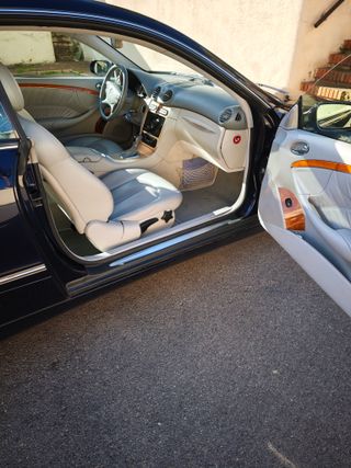 Mercedes-Benz CLK 320 ELEGANCE2004