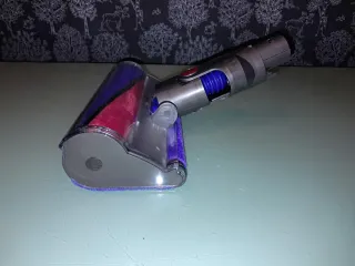 cabezal DYSON FLUFFY V8 + BATERÍA