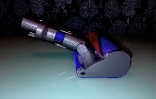 cabezal DYSON FLUFFY V8 + BATERÍA