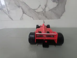 Maqueta Ferrari F300 Colección 1:24