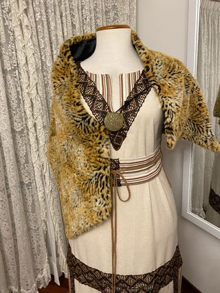 Traje Época Castrexa hecho a mano