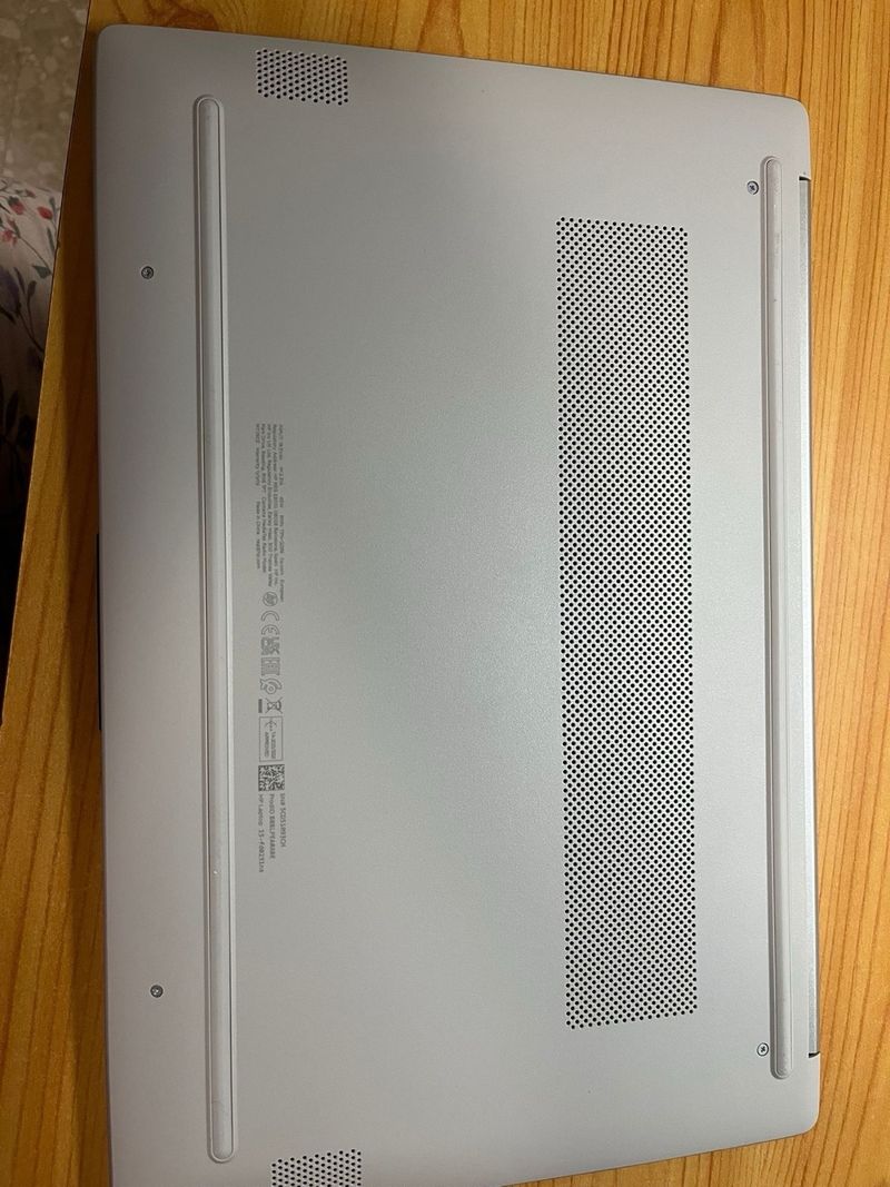 Portátil HP 2025 Intel Core i5 afbeelding 3