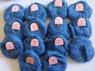 9 ovillos de lana Torredemer Flamingo azul