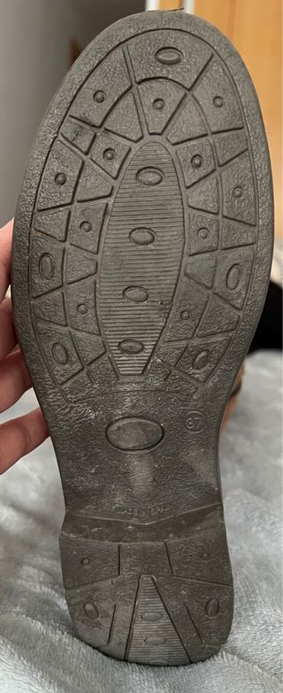 Botas altas marrones con hebilla