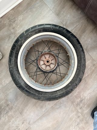 Llanta 17 radios
