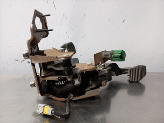 PEDAL EMBRAGUE PEUGEOT 208 8F01 S / R