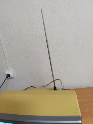 Televisor Portátil Vintage, TDT y mando