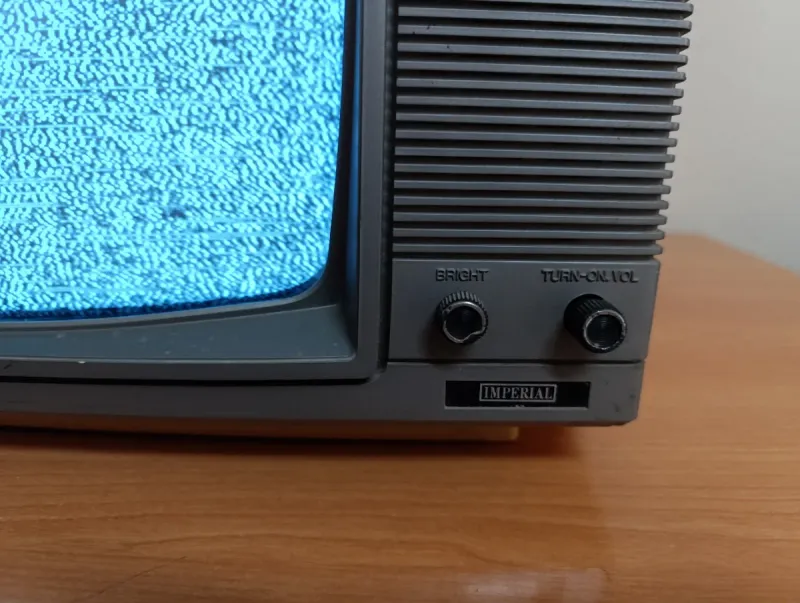 Televisor Portátil Vintage Blanco y Negro afbeelding 8