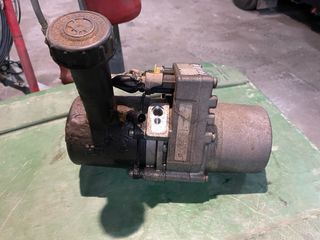 Bomba Dirección Peugeot 407 2.0 HDI RHR