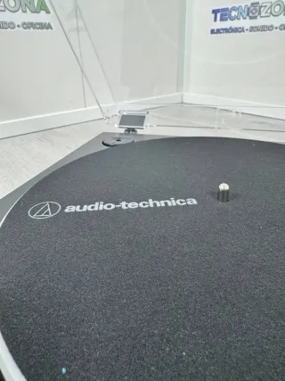 Tocadiscos Audio-Technica AT-LP60XUSB