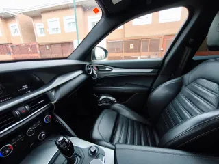 Alfa Romeo Stelvio 2019