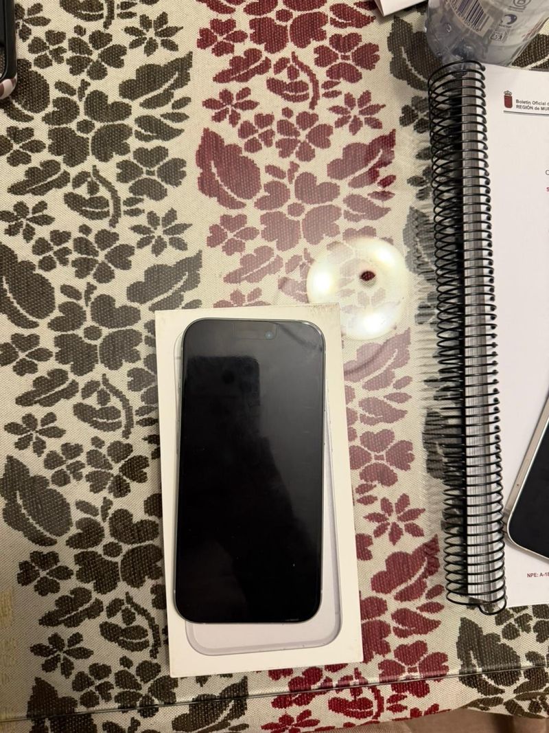 iPhone 15 128GB Verde - Enero 2024