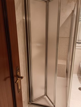 Mampara Ducha DECORBAN. Apertura 90°+ fijo.