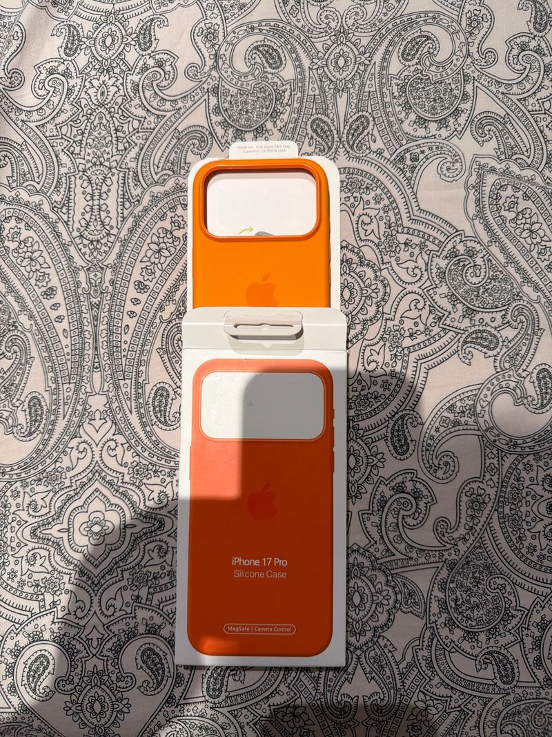 Funda iPhone 17 Pro Silicona Naranja