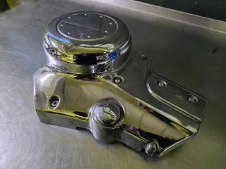 Tapa motor Daelim Daystar 125 cromada