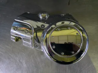 Tapa motor Daelim Daystar 125 cromada