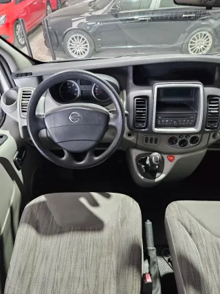 Nissan Primastar 9 plazas,solo 145.000k,año 8/2012