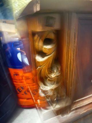 Mesa auxiliar antigua madera tallada