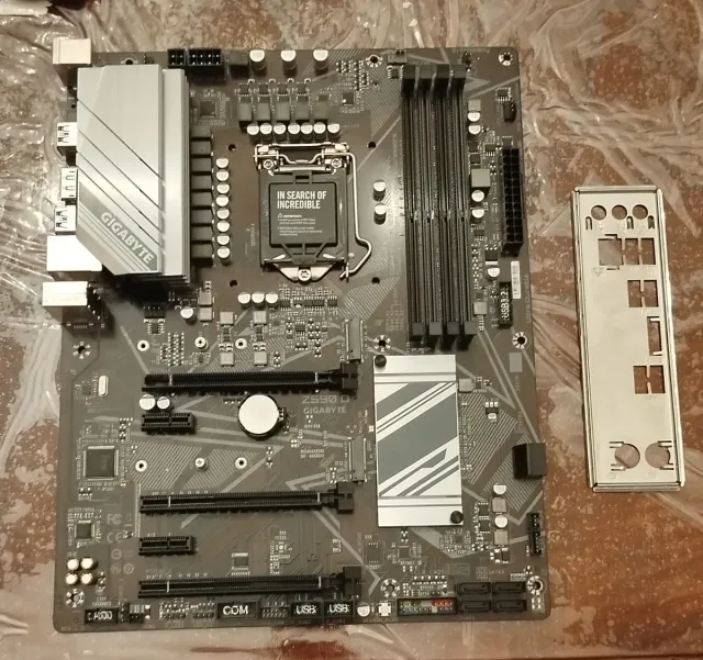 Gigabyte Z590 D (Reparar/Piezas)