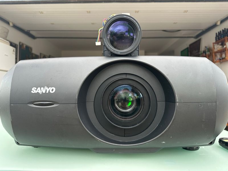 Proyector Profesional Sanyo PLC-XF47 afbeelding 3