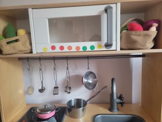 Cocinita Ikea con accesorios