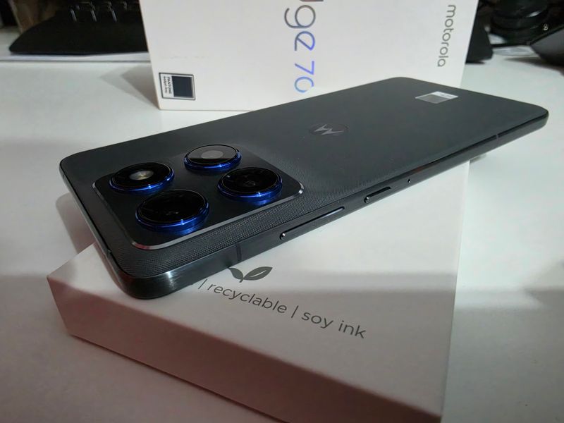 Motorola Edge 70 512GB + Cargador TurboPower 68W afbeelding 6