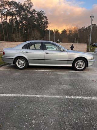 BMW Serie 5 1996 528i MANUAL