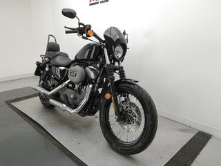 HARLEY DAVIDSON SPORTSTER NIGHTSTER 2010 25136 kms.