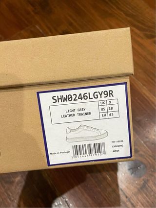 Tênis Charles Tyrwhitt pele cinza claro