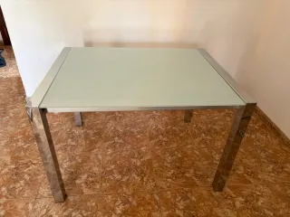 Mesa comedor extensible cristal y metal