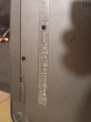 Portátil HP Negro y Blanco