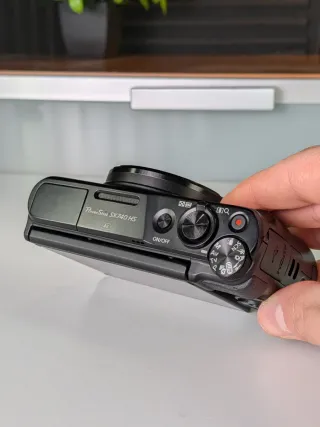 Cámara Canon SX740 HS Negra