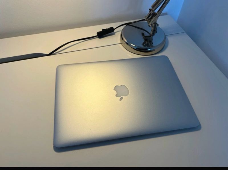 MacBook Air 2017 Plata afbeelding 4