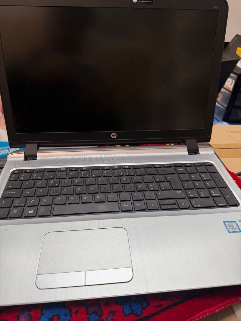Portátil HP 450 G3 i5-6200u 4GB 15.6 afbeelding 3