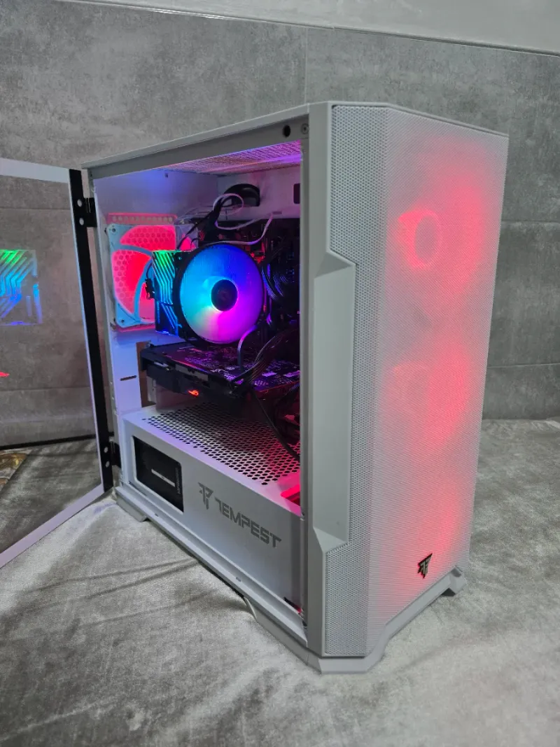 PC Gaming i5 9400F RX 570 16GB RAM SSD + HDD WIN11 afbeelding 2