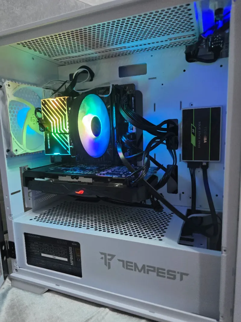 PC Gaming i5 9400F RX 570 16GB RAM SSD + HDD WIN11 afbeelding 3