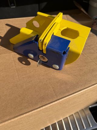 Candado antirrobo para remolque