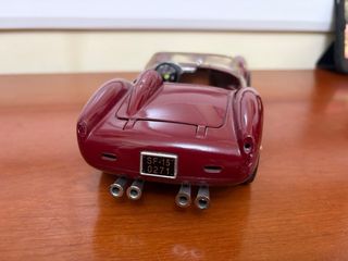 Maqueta Ferrari 250 Testa Rossa 1/18